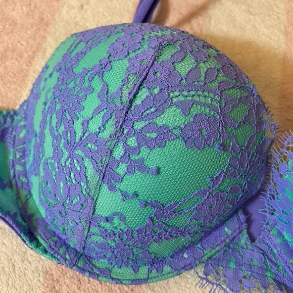 VS Seafoam Very Sexy Eyelash Lace Push Up Bra - Picture 2 of 8